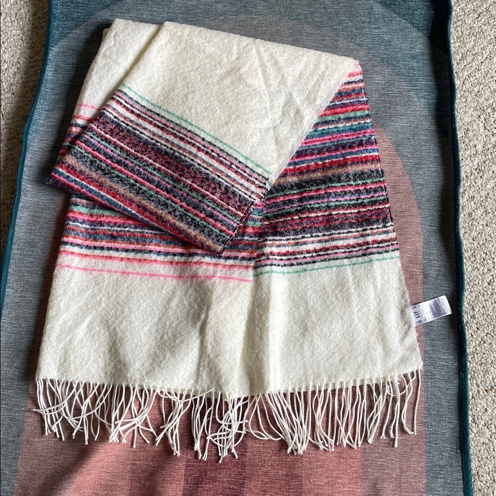 GAP Large Soft Cream Knit Fringe Scarf